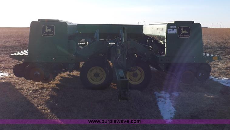 image for item I9185 John Deere 455 grain drill
