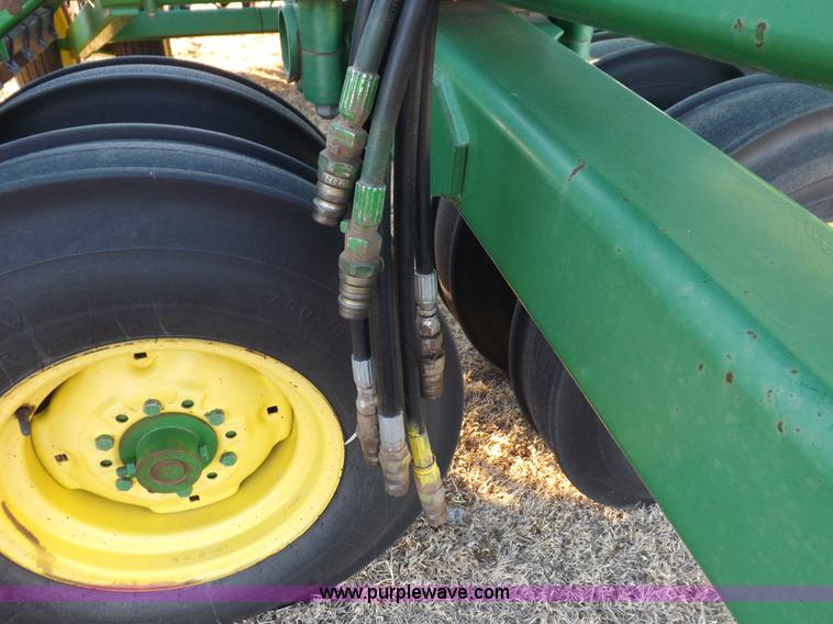 image for item I9185 John Deere 455 grain drill