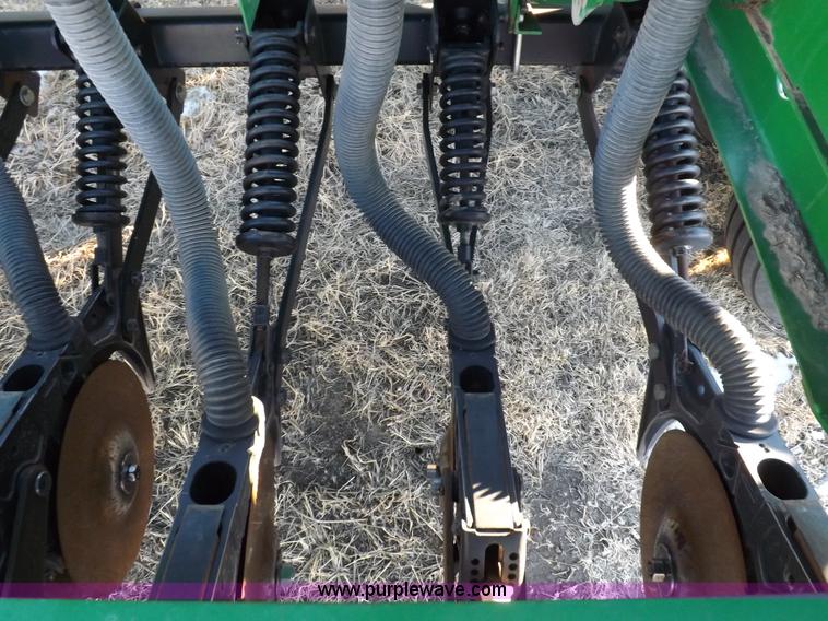 image for item I9185 John Deere 455 grain drill