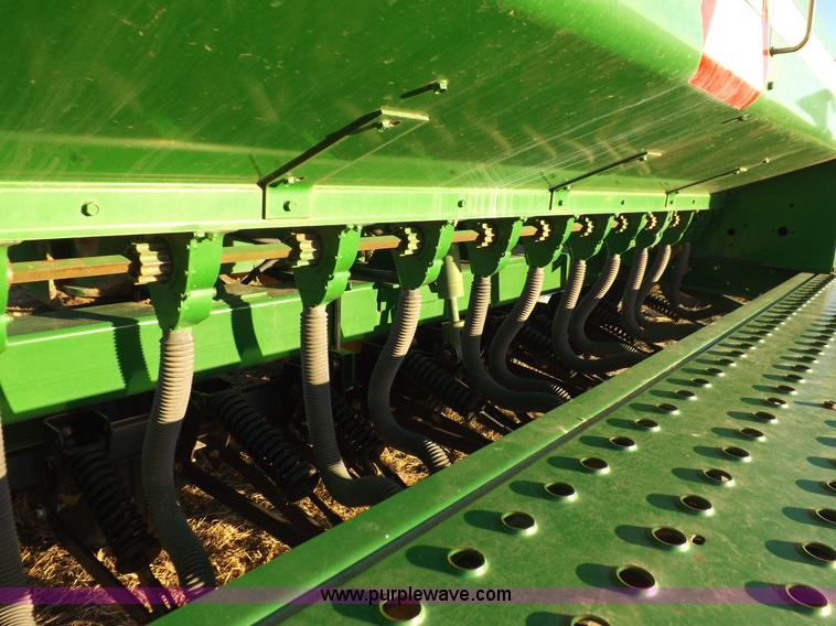 image for item I9185 John Deere 455 grain drill