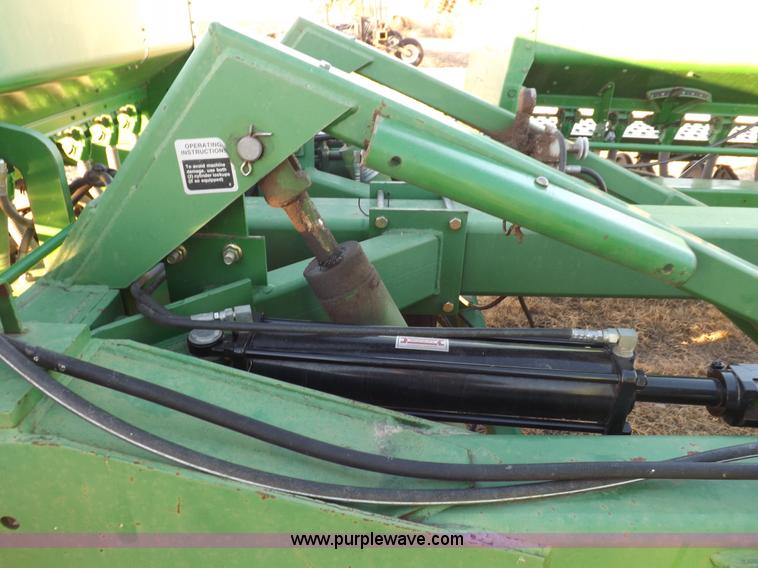 image for item I9185 John Deere 455 grain drill