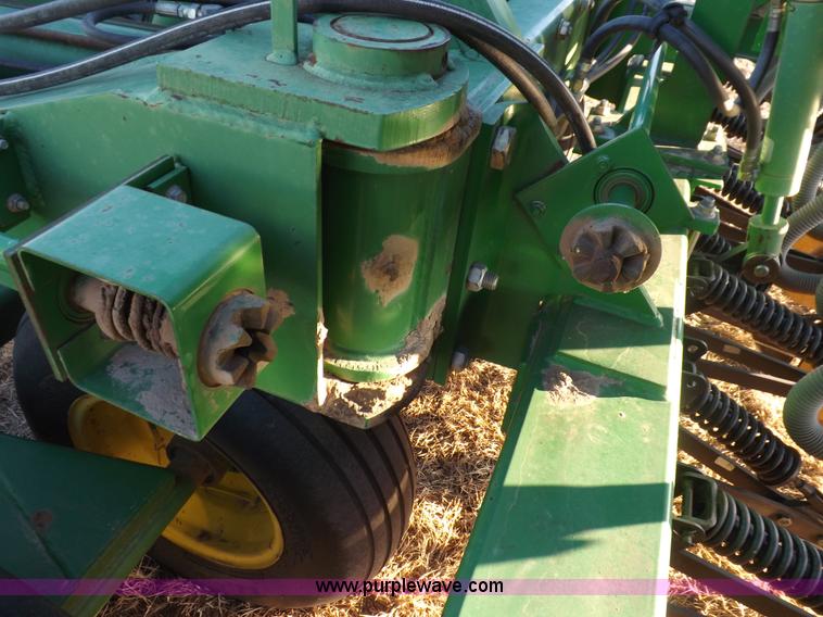 image for item I9185 John Deere 455 grain drill