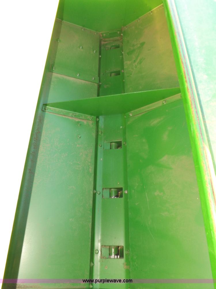 image for item I9185 John Deere 455 grain drill