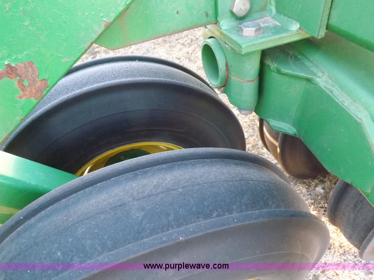 image for item I9185 John Deere 455 grain drill