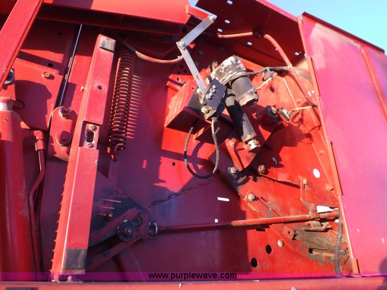 image for item I9188 New Holland 664 baler
