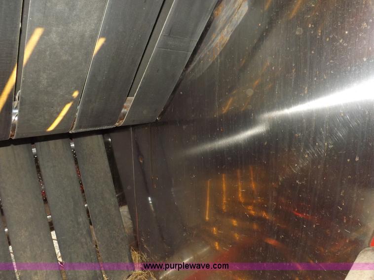 image for item I9188 New Holland 664 baler