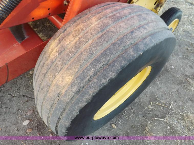 image for item I9188 New Holland 664 baler