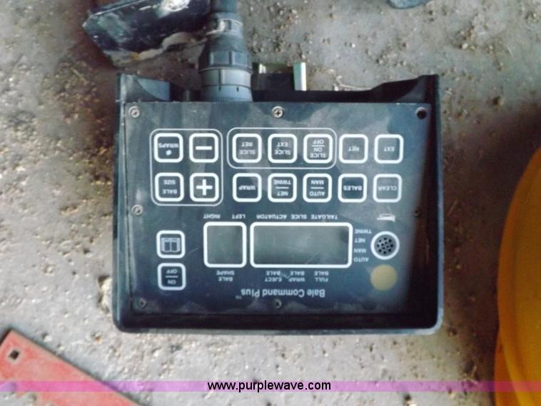 image for item I9188 New Holland 664 baler