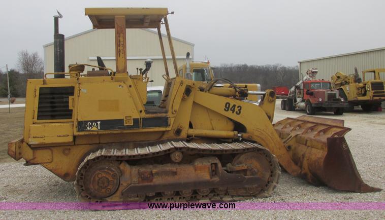 image for item AB9282 1985 Caterpillar 943 LGP track loader