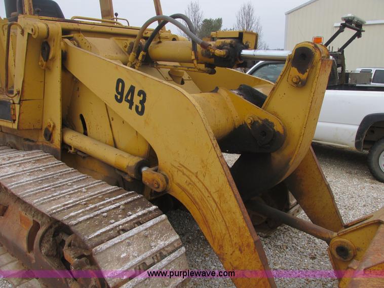 image for item AB9282 1985 Caterpillar 943 LGP track loader