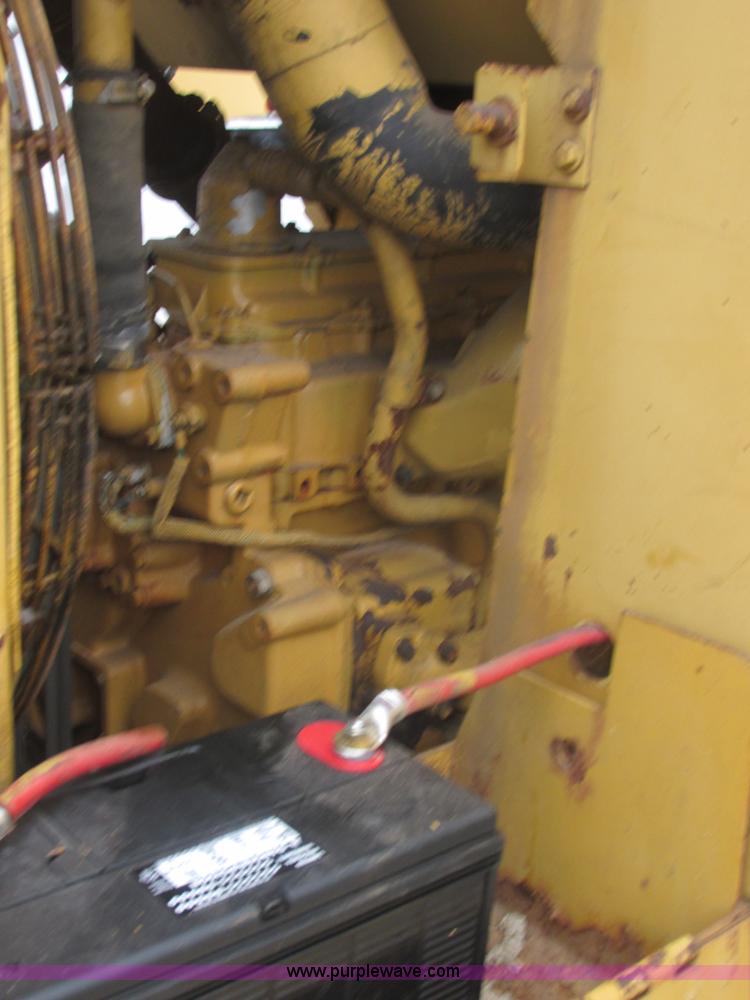 image for item AB9282 1985 Caterpillar 943 LGP track loader