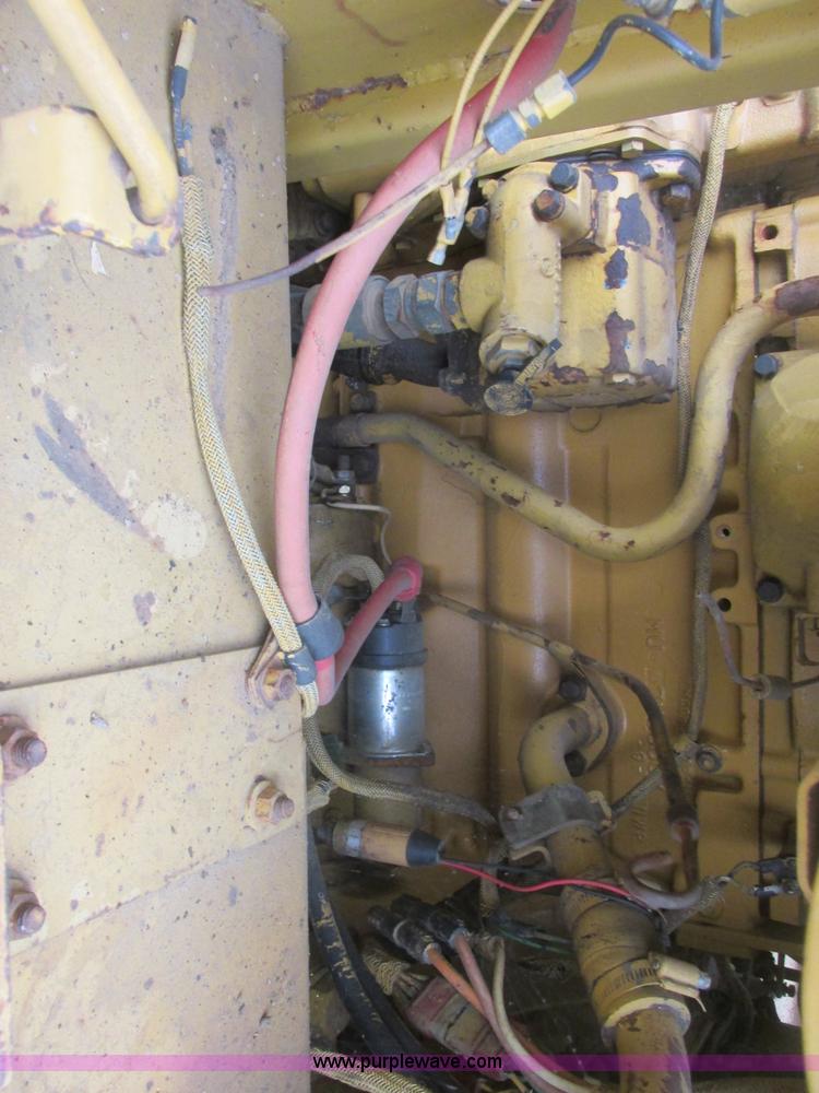 image for item AB9282 1985 Caterpillar 943 LGP track loader