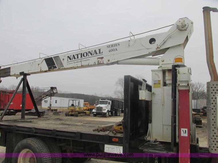 image for item AB9286 2000 International 4700 crane truck