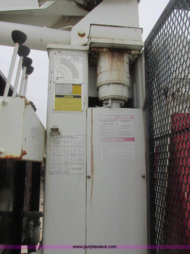 image for item AB9286 2000 International 4700 crane truck