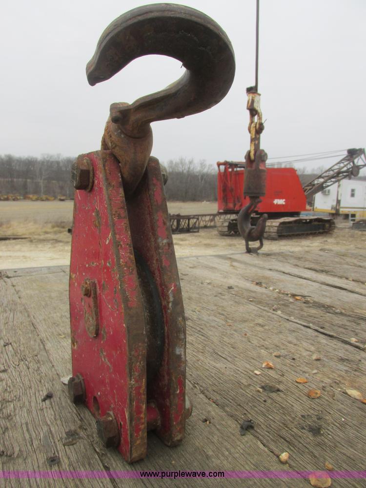 image for item AB9286 2000 International 4700 crane truck