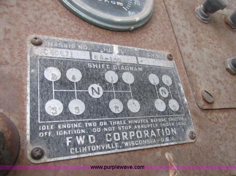 image for item AB9288 1972 Grove FWD crane truck