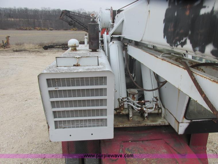 image for item AB9288 1972 Grove FWD crane truck