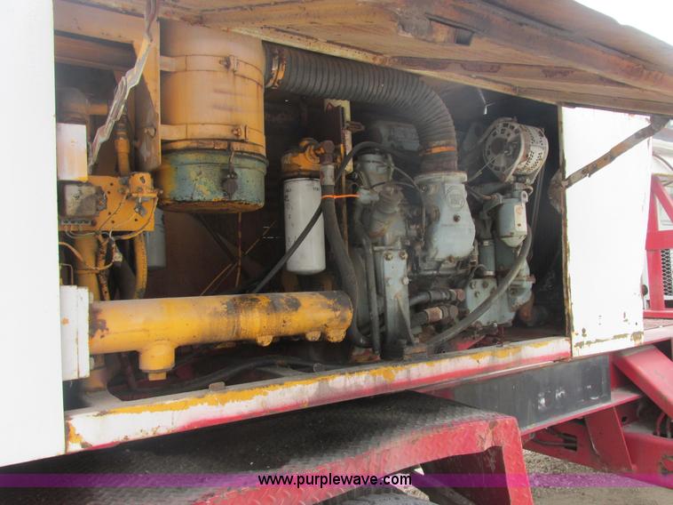 image for item AB9288 1972 Grove FWD crane truck