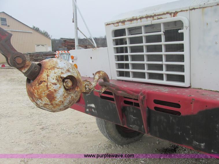 image for item AB9288 1972 Grove FWD crane truck