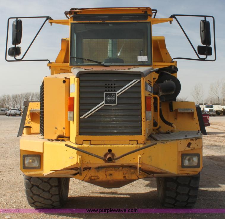 image for item AE9043 1999 Volvo A30C articulated haul truck