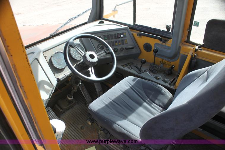 image for item AE9043 1999 Volvo A30C articulated haul truck