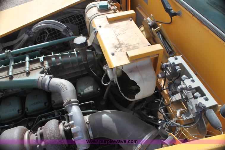 image for item AE9043 1999 Volvo A30C articulated haul truck