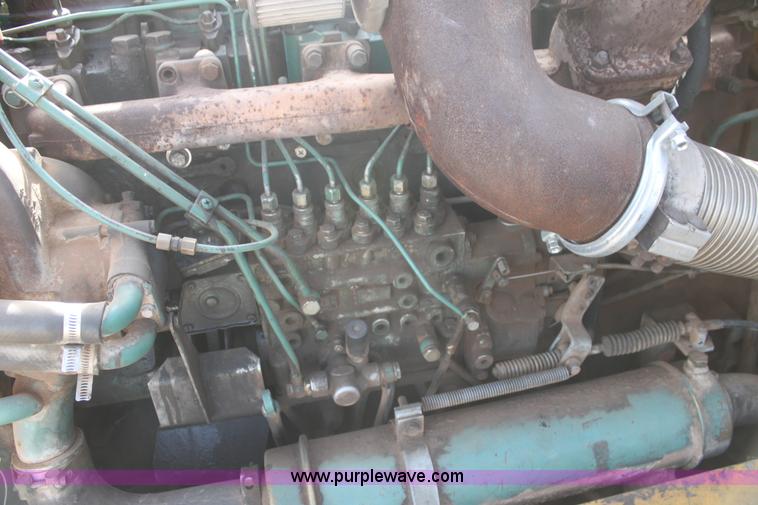 image for item AE9043 1999 Volvo A30C articulated haul truck