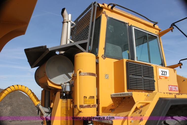 image for item AE9043 1999 Volvo A30C articulated haul truck