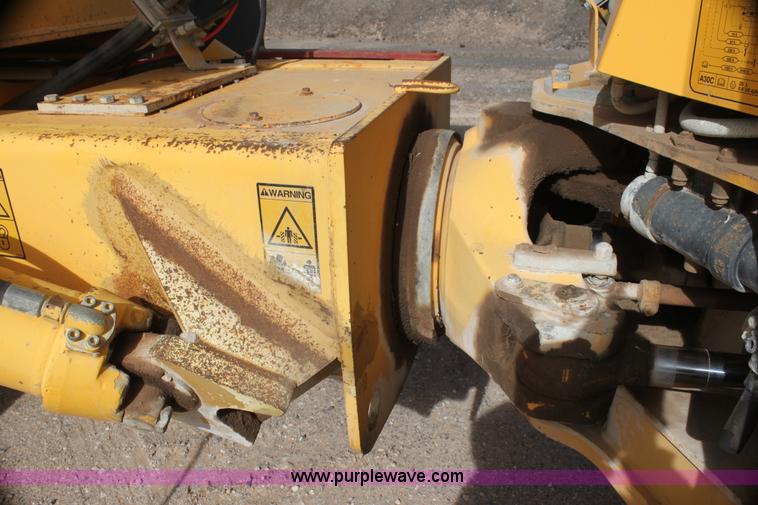 image for item AE9043 1999 Volvo A30C articulated haul truck