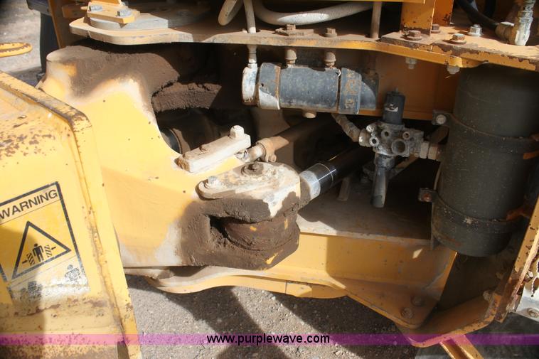 image for item AE9043 1999 Volvo A30C articulated haul truck