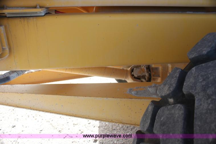 image for item AE9043 1999 Volvo A30C articulated haul truck