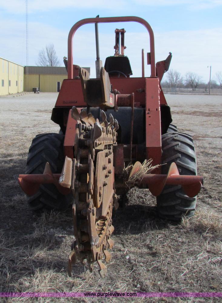 image for item AE9048 Ditch Witch 6510 trencher