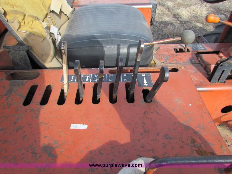 image for item AE9048 Ditch Witch 6510 trencher