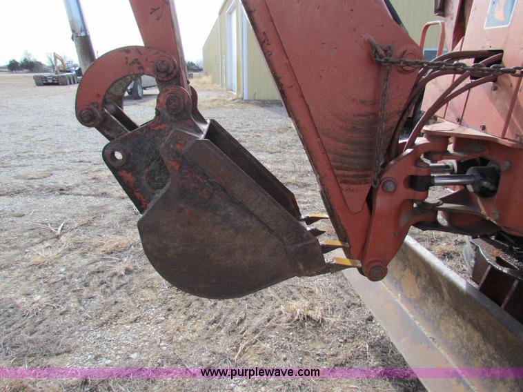 image for item AE9048 Ditch Witch 6510 trencher