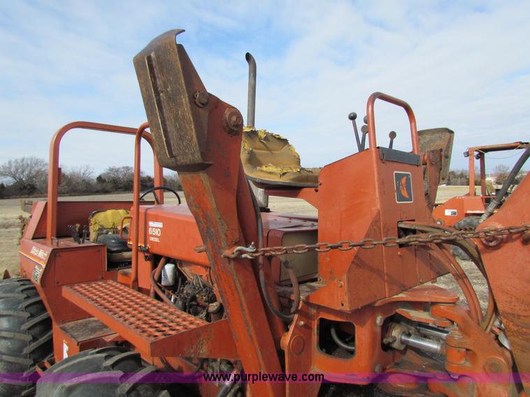 image for item AE9048 Ditch Witch 6510 trencher