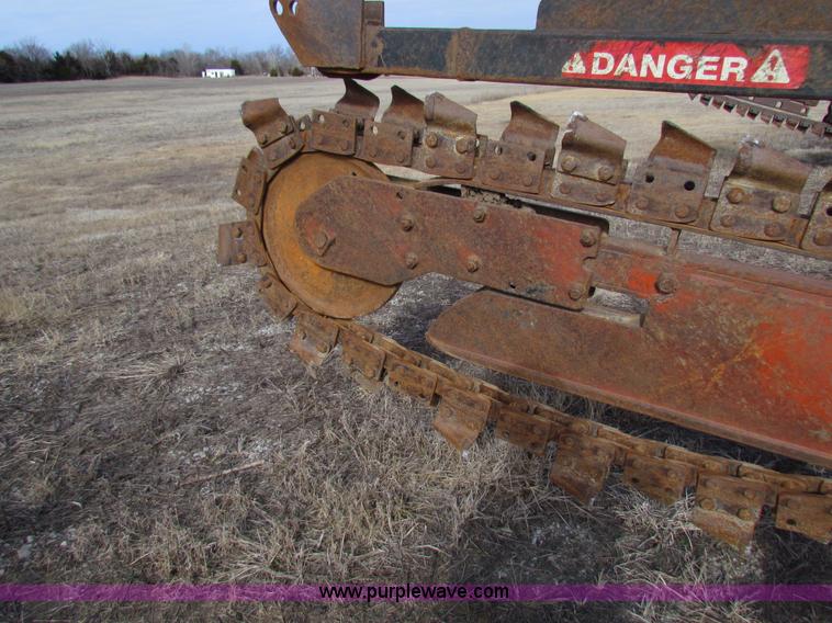 image for item AE9048 Ditch Witch 6510 trencher