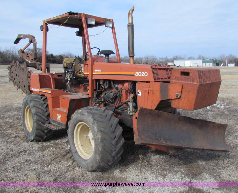 image for item AE9049 Ditch Witch 8020 trencher