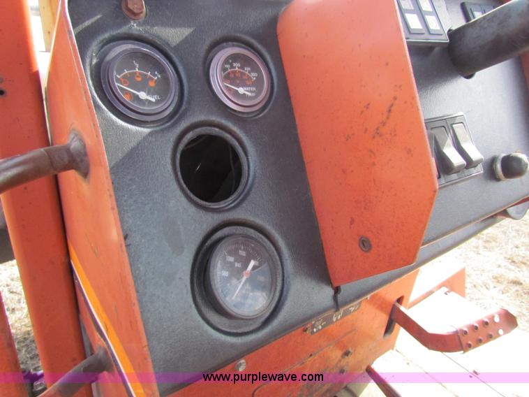 image for item AE9049 Ditch Witch 8020 trencher