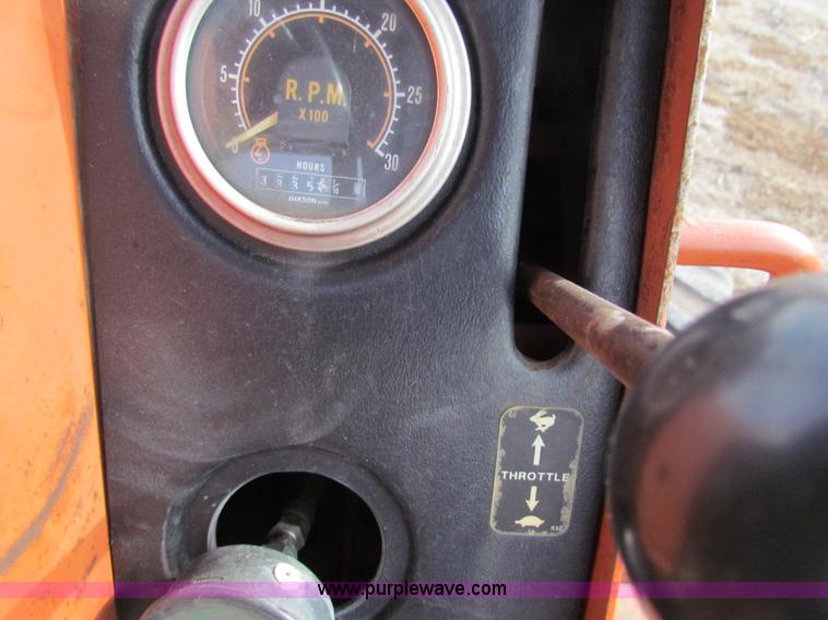 image for item AE9049 Ditch Witch 8020 trencher