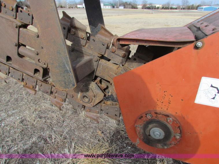 image for item AE9049 Ditch Witch 8020 trencher