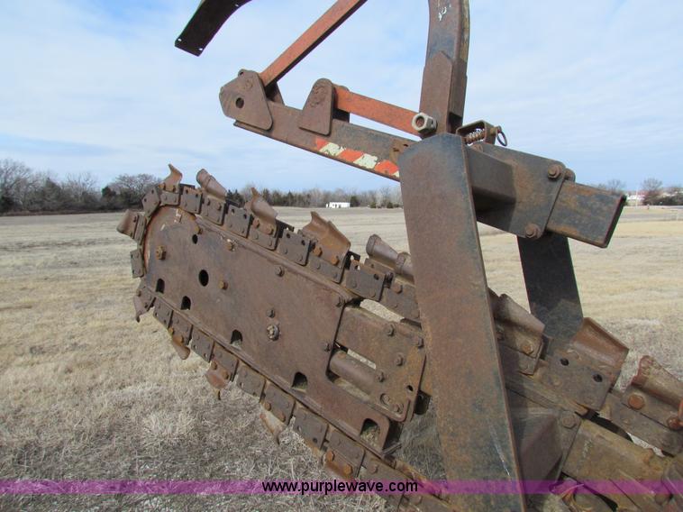 image for item AE9049 Ditch Witch 8020 trencher