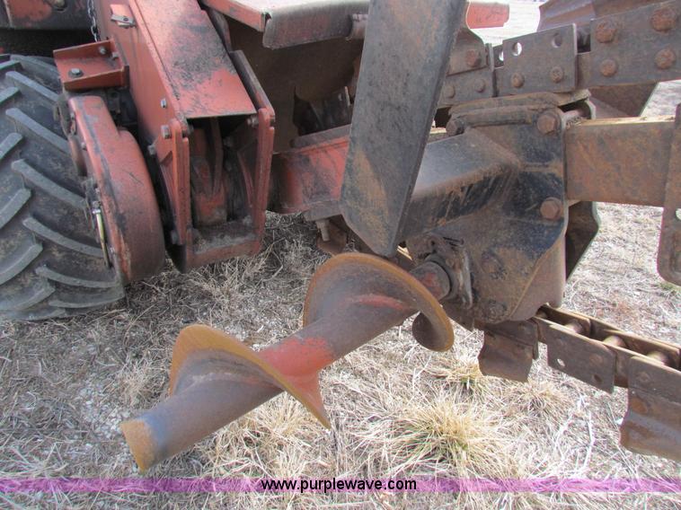 image for item AE9049 Ditch Witch 8020 trencher