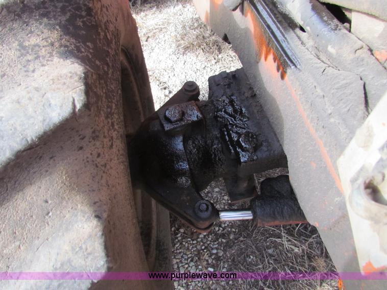 image for item AE9049 Ditch Witch 8020 trencher