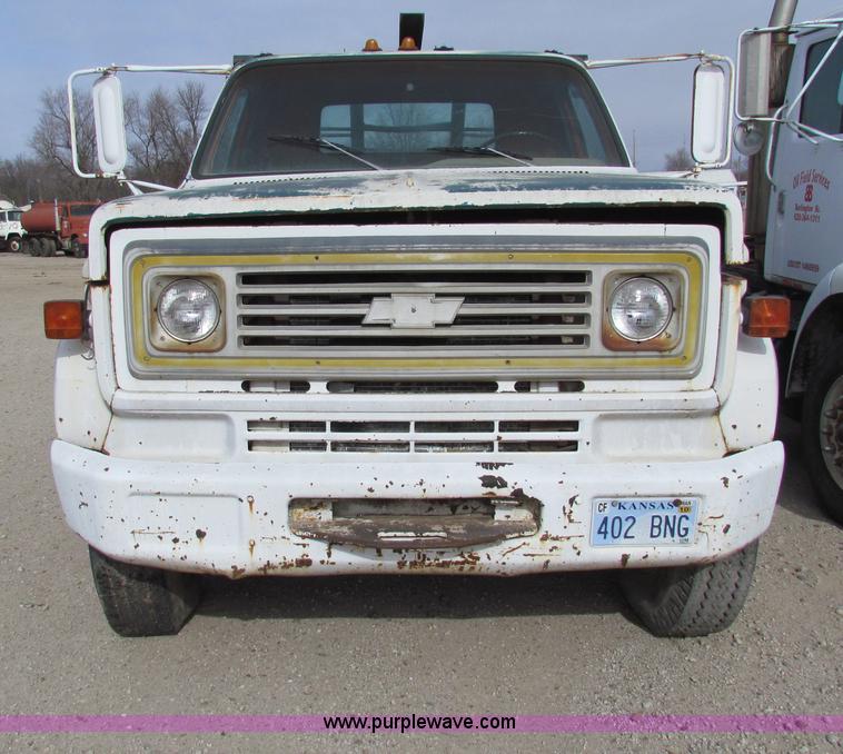 image for item AE9057 1974 Chevrolet C60 winch truck