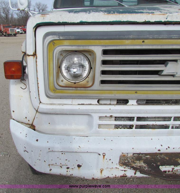 image for item AE9057 1974 Chevrolet C60 winch truck