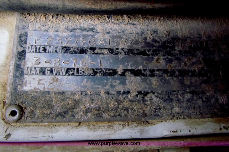 image for item AE9058 1976 International Transtar II semi truck