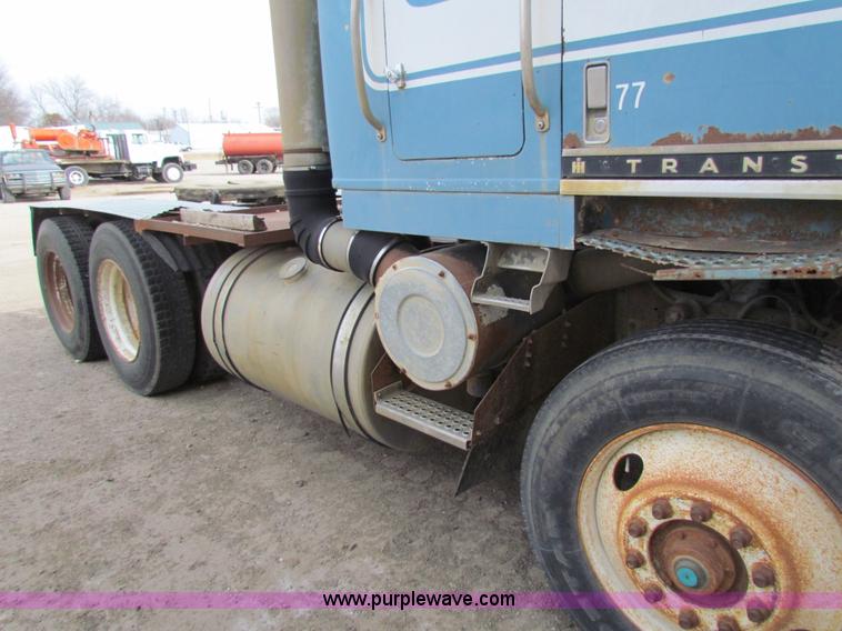 image for item AE9058 1976 International Transtar II semi truck