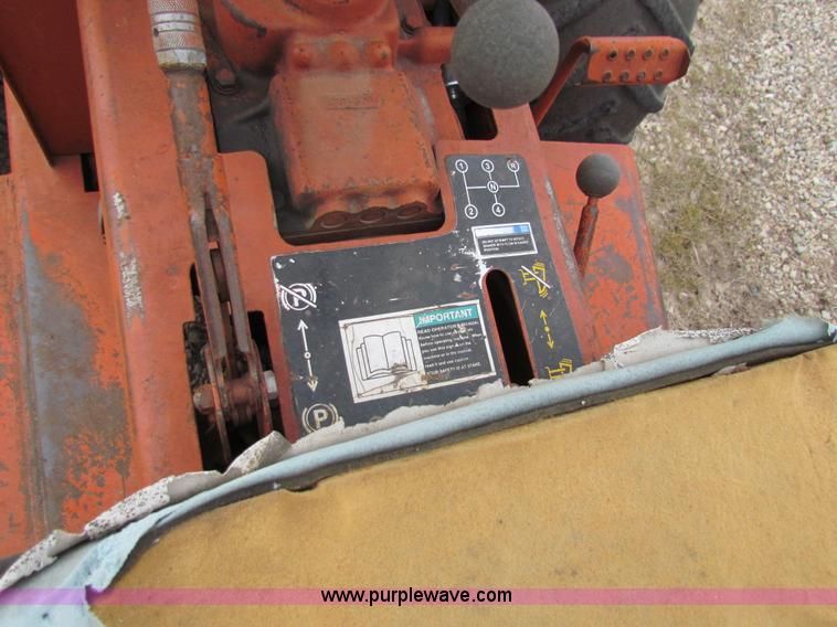 image for item AE9059 Ditch Witch R65 trencher