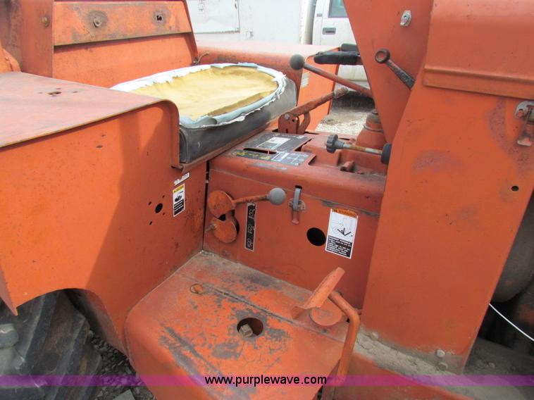 image for item AE9059 Ditch Witch R65 trencher