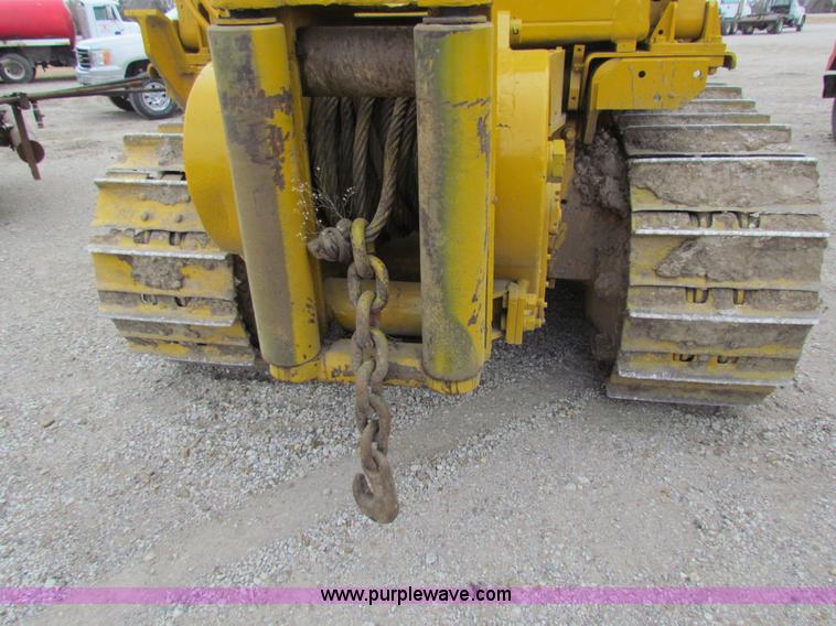 image for item AE9061 1981 Caterpillar D6D dozer